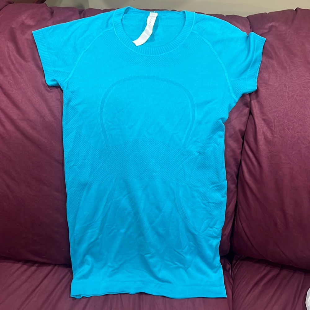 Lululemon swiftly tech shirt